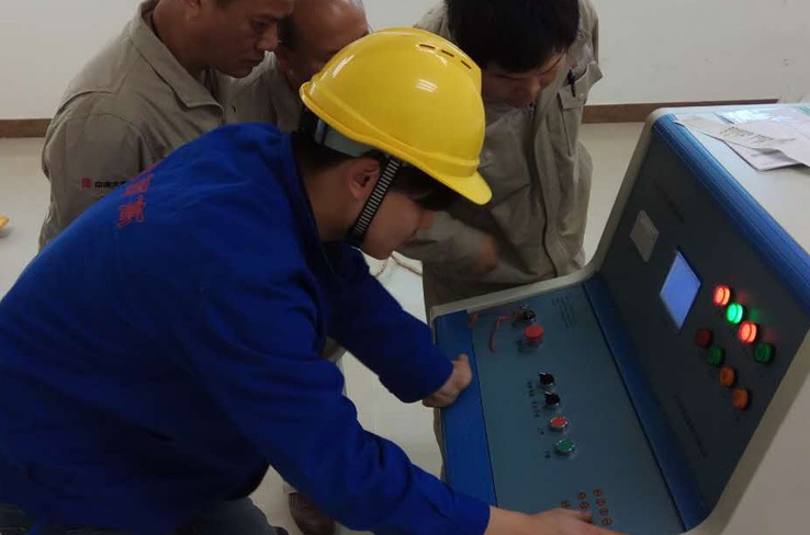 我司為唐山客戶調試電力安全工器具試驗裝置 我司為唐山客戶調試電力安全工器具試驗裝置