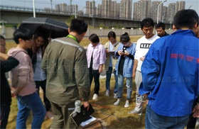 國電西高為福州地鐵提供調(diào)試高壓試驗設(shè)備培訓(xùn)服務(wù)