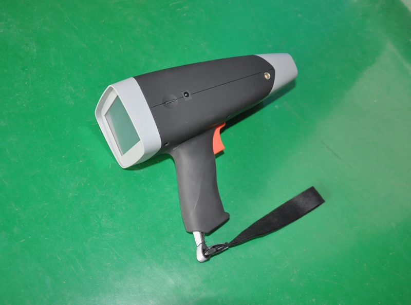 便攜式智能局部放電監(jiān)測儀實(shí)物圖