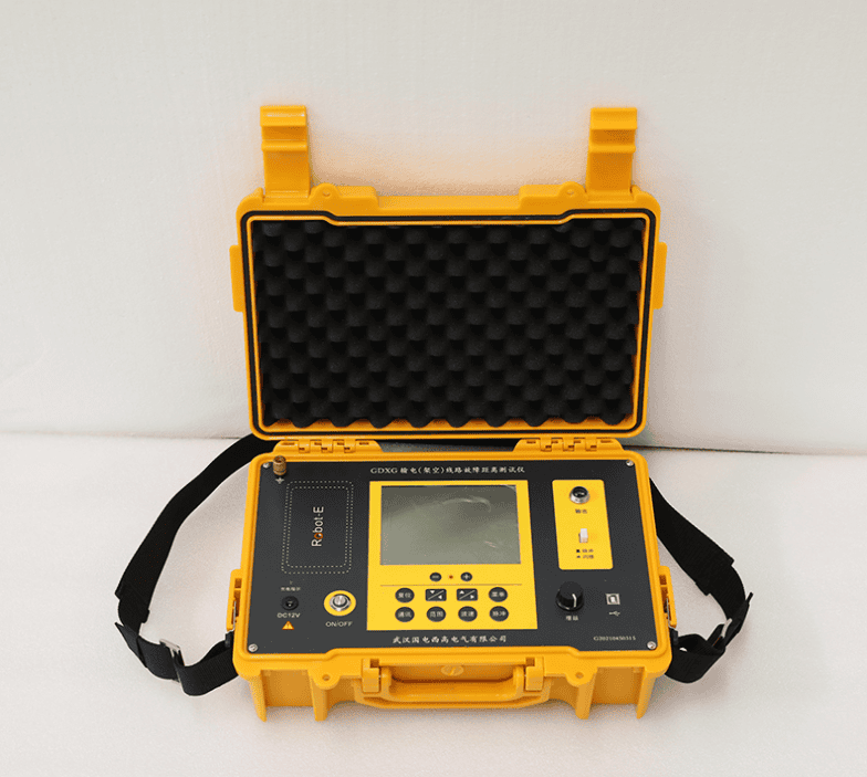 輸電(架空)線(xiàn)路故障距離測(cè)試儀實(shí)物圖