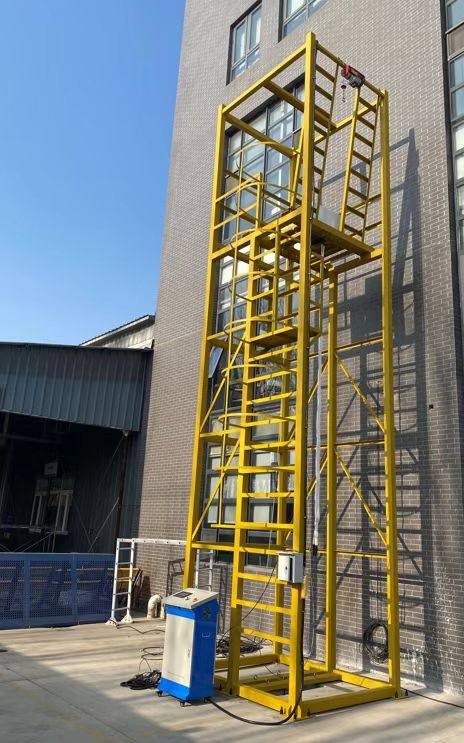 安全帶綜合測試機(jī)現(xiàn)場圖