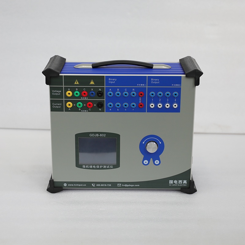 微機繼電保護測試儀實物圖